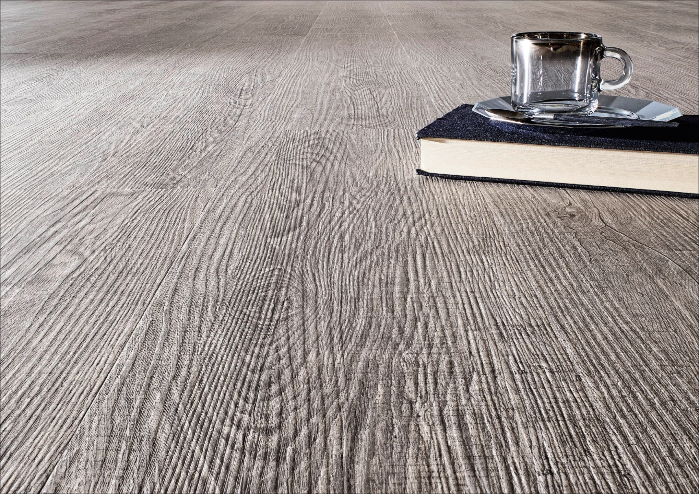 Detailsansicht mit Struktur von 340 Vinylboden 2840 Old Grey Oak