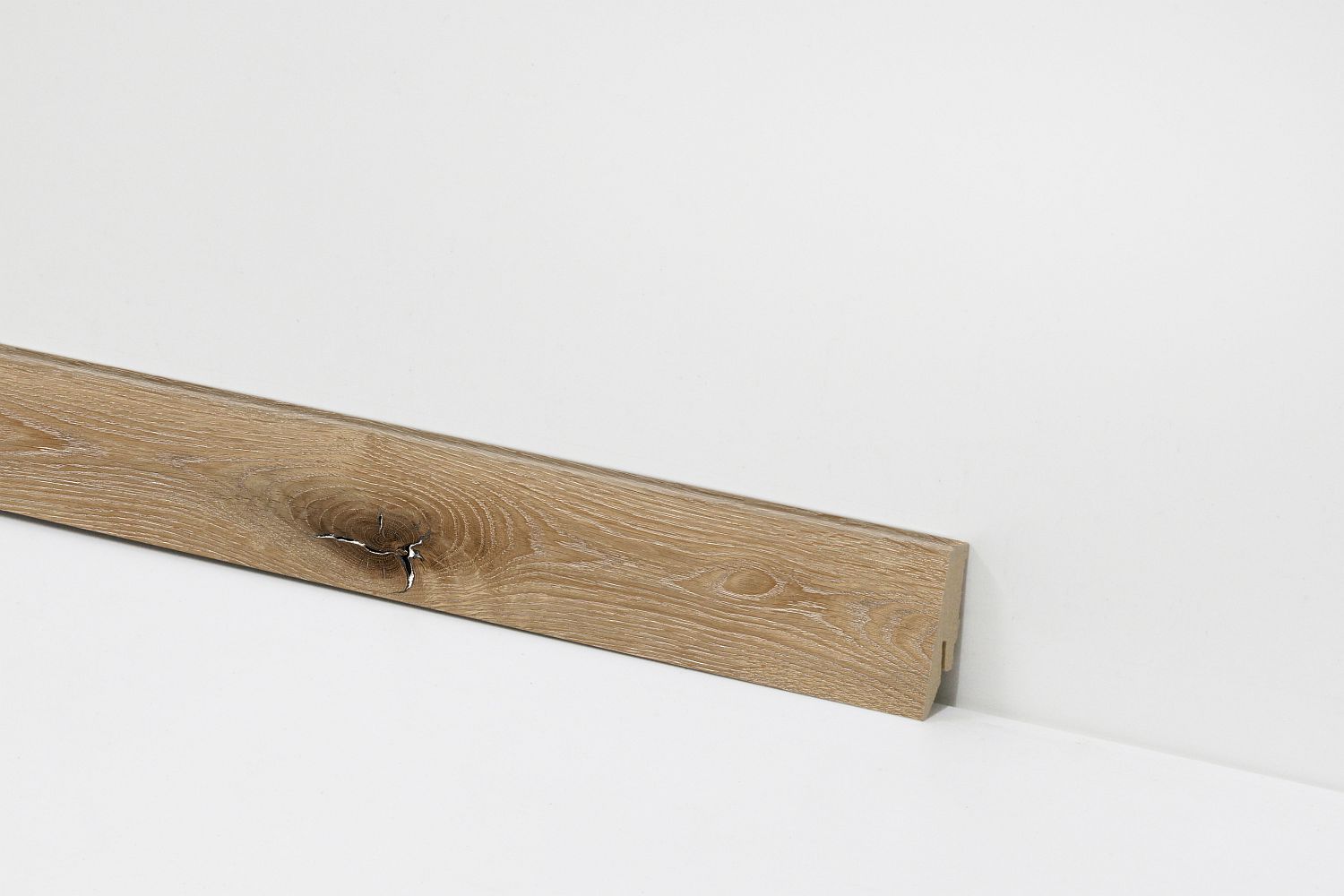 Equipped Sockelleiste 58mm 3507 Equipped Sockelleiste 58mm 3507