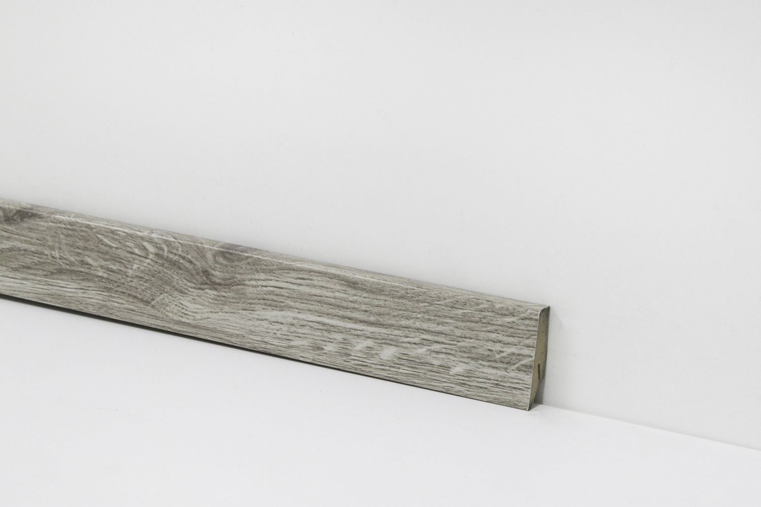 Equipped Sockelleiste 58mm 2008 Equipped Sockelleiste 58mm 2008