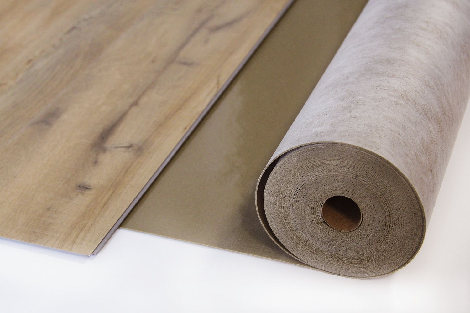 EQUIPPED 1020 V-Premium Sound (1mm) - 10m²/Rolle. Breite 1m - Unterlage / Trittschalldämmung für Vinyl EQUIPPED 1020 V-Premium Sound (1mm) - 10m²/Rolle. Breite 1m - Unterlage / Trittschalldämmung für Vinyl