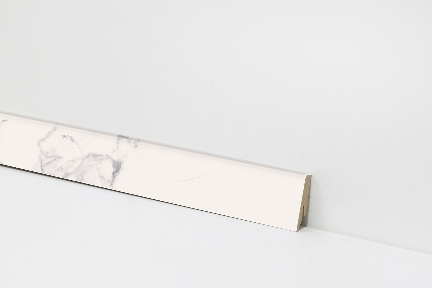 Equipped Sockelleiste 58mm 2143 Equipped Sockelleiste 58mm 2143