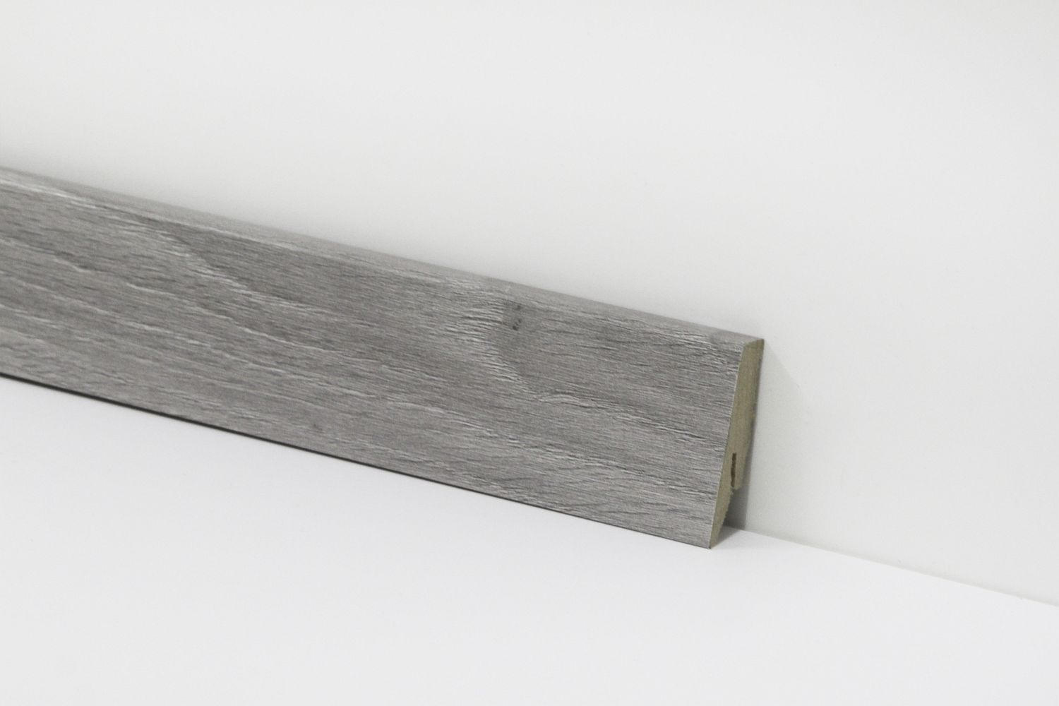 Equipped Sockelleiste 58mm 8147 Equipped Sockelleiste 58mm 8147