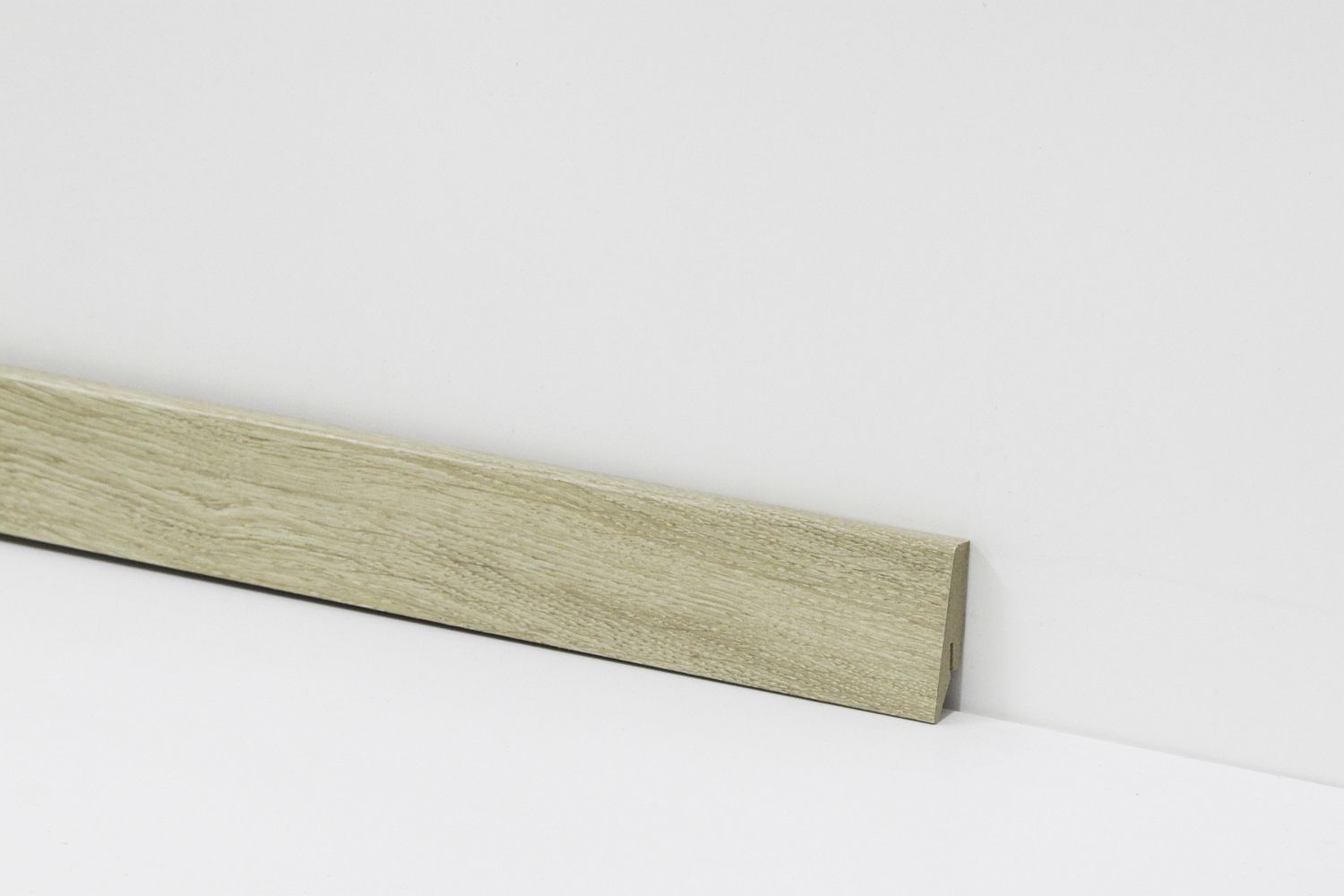 Equipped Sockelleiste 58mm 3073 Equipped Sockelleiste 58mm 3073