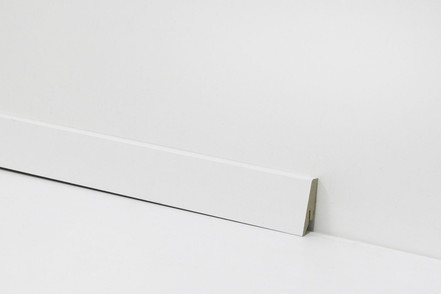 Equipped Sockelleiste 58mm 0027 - weiss Equipped Sockelleiste 58mm 0027 - weiss