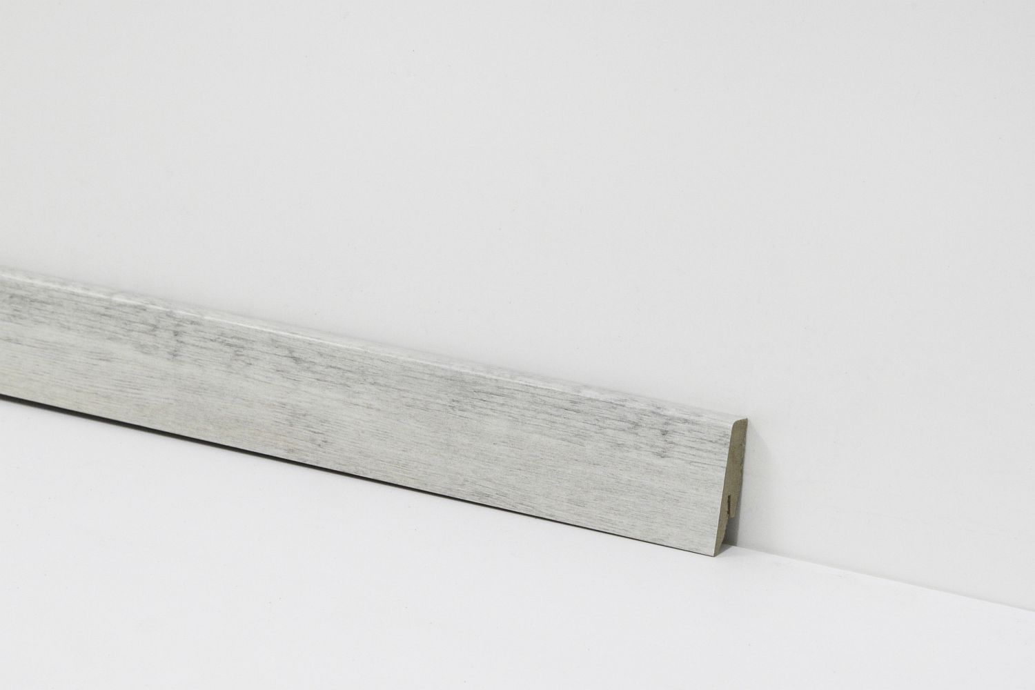 Equipped Sockelleiste 58mm 2051 Equipped Sockelleiste 58mm 2051