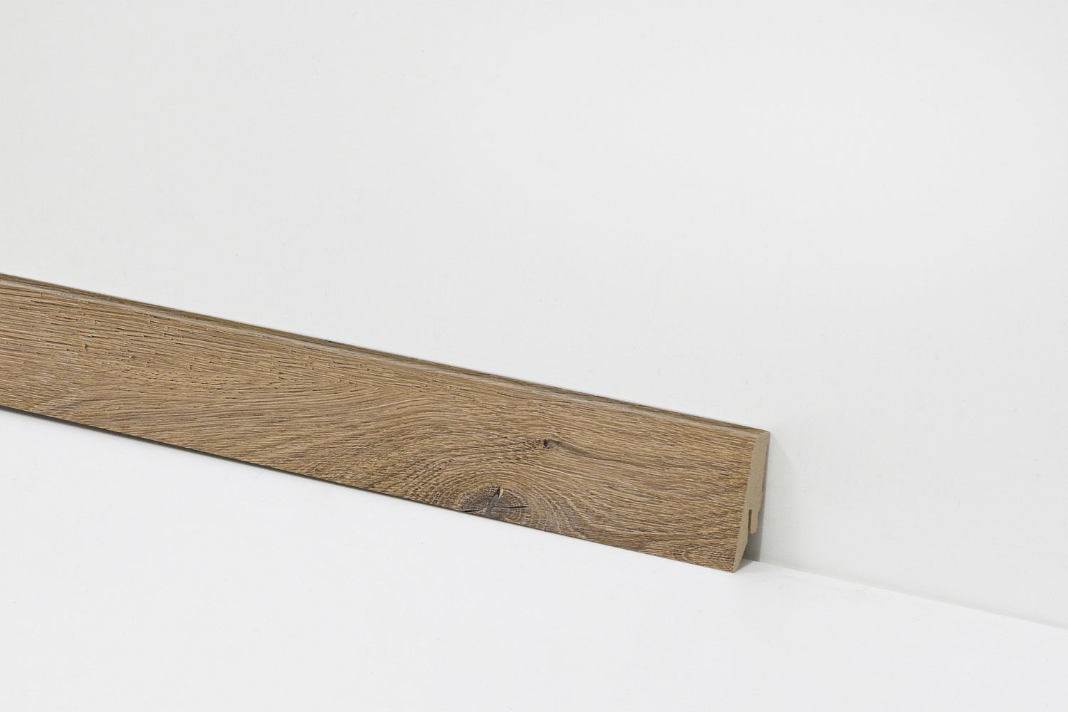 Equipped Sockelleiste 58mm 3523 Equipped Sockelleiste 58mm 3523