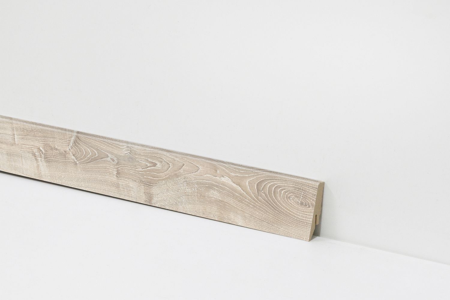 Equipped Sockelleiste 58mm 8159 Equipped Sockelleiste 58mm 8159