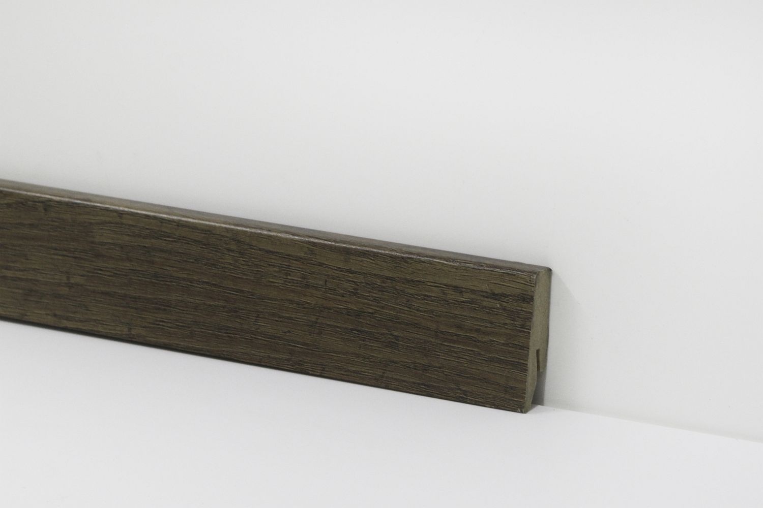 Equipped Sockelleiste 58mm 8131 Equipped Sockelleiste 58mm 8131