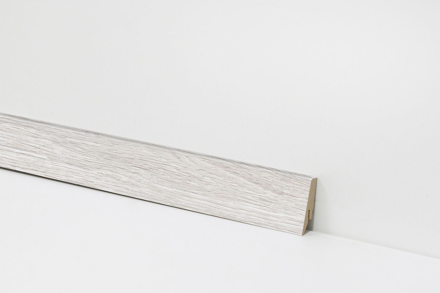 Equipped Sockelleiste 58mm 2442 Equipped Sockelleiste 58mm 2442