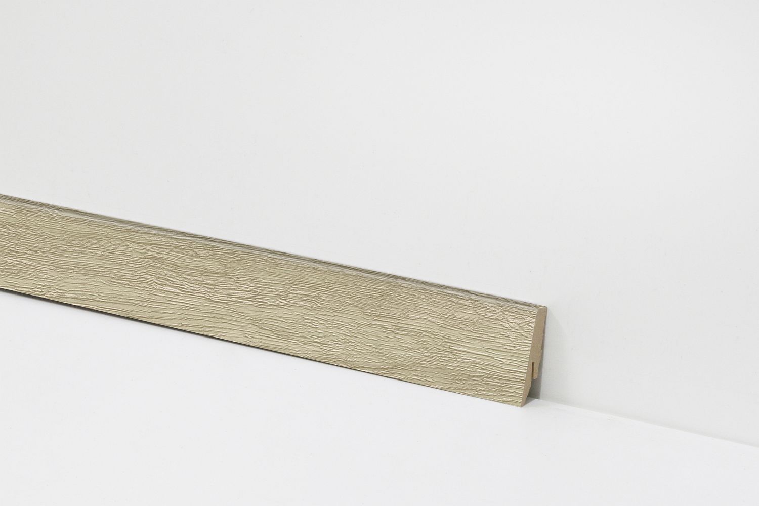 Equipped Sockelleiste 58mm 3538 Equipped Sockelleiste 58mm 3538