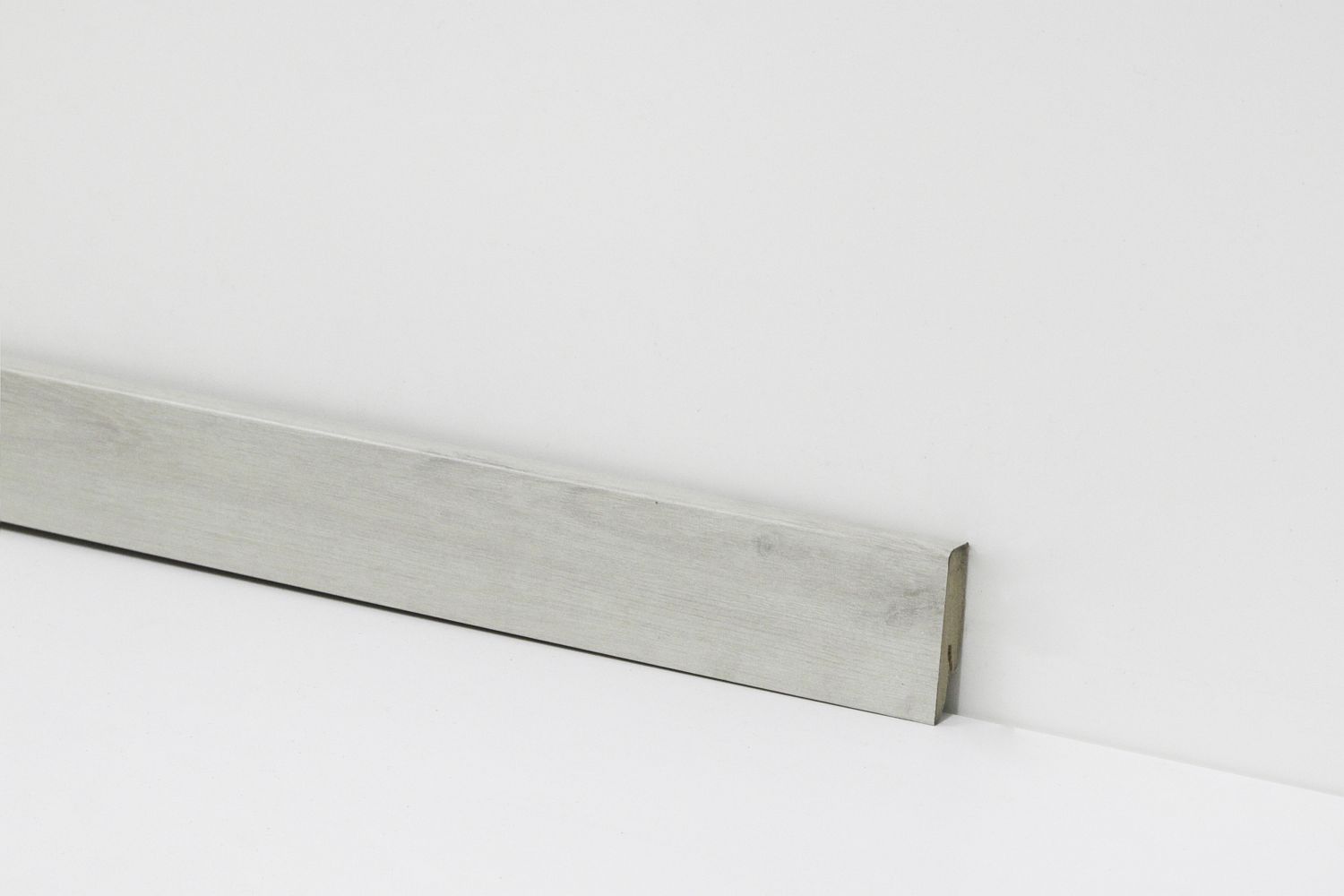 Equipped Sockelleiste 58mm 2003 Equipped Sockelleiste 58mm 2003