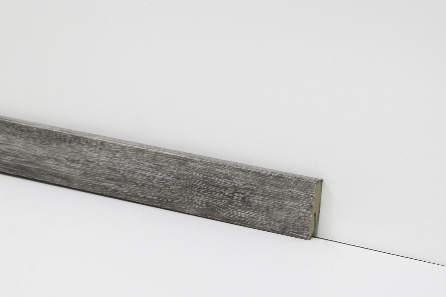 Equipped Sockelleiste 58mm 2409 Equipped Sockelleiste 58mm 2409