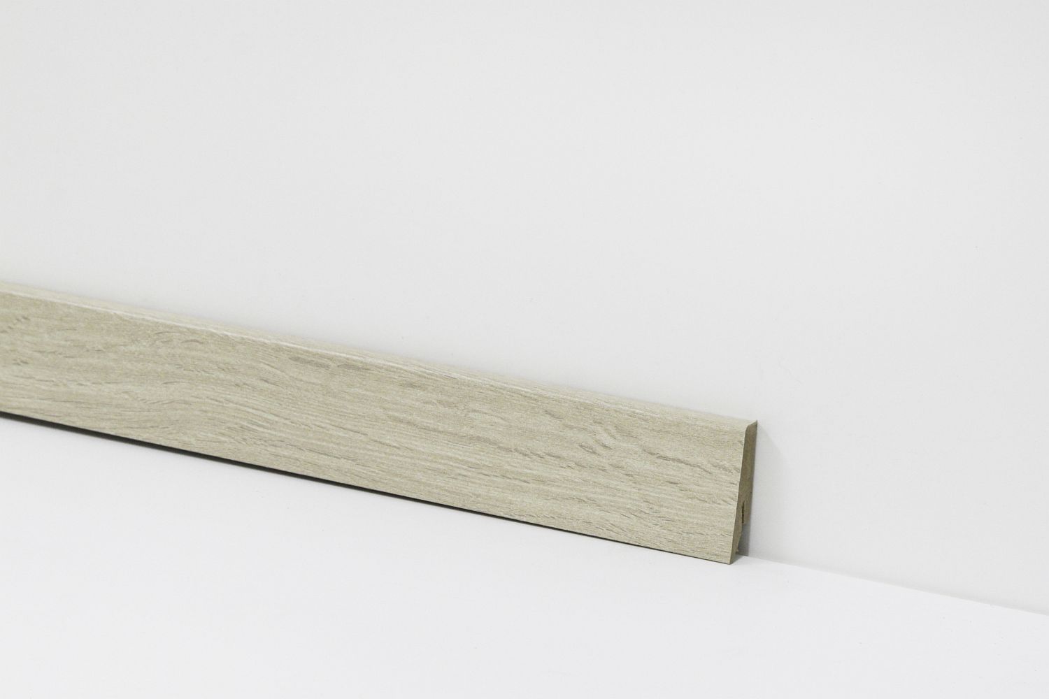 Equipped Sockelleiste 58mm 8017 Equipped Sockelleiste 58mm 8017