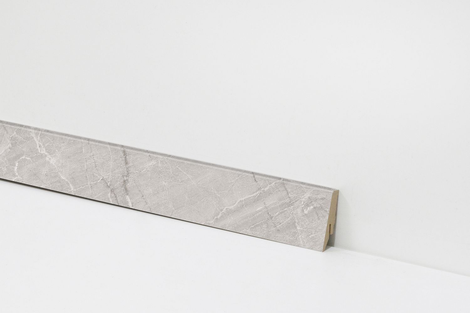 Equipped Sockelleiste 58mm 2141 Equipped Sockelleiste 58mm 2141